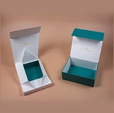 Collapsable Rigid Boxes